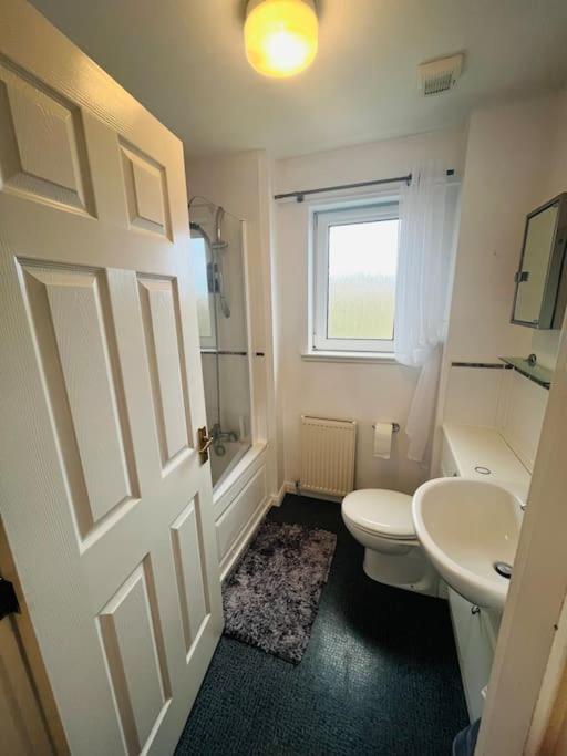 Lovely Entire 2 Bedroom Monifieth